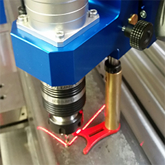 Unidad integrada de taladrado y roscado DRILLTRONIC  - SENSOR DE PROFUNDIDAD DE ALTA PRECISIÓN